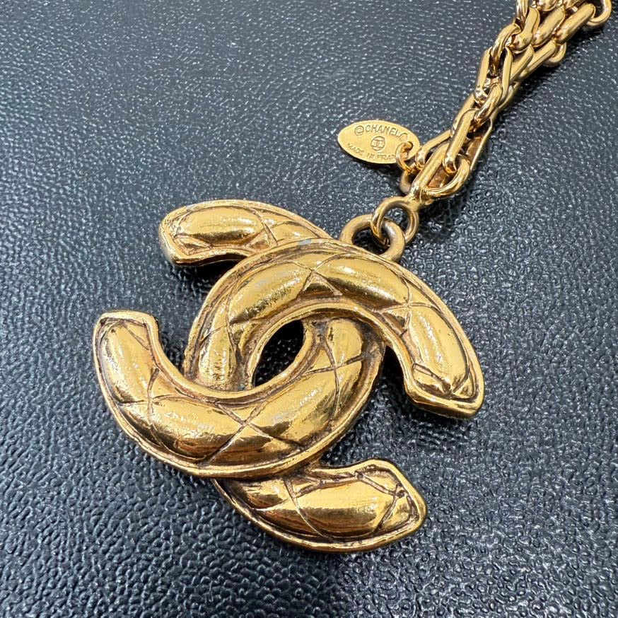   Chanel Coco Key Charm SE