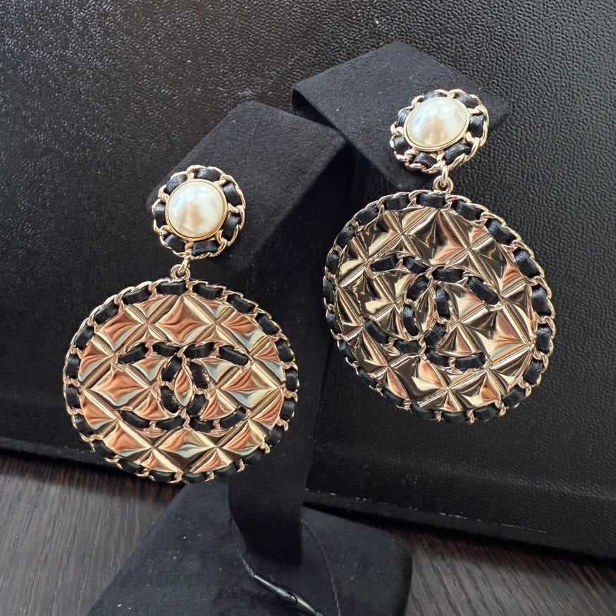 Chanel Coco Post Earrings Gold Earrings BC GT