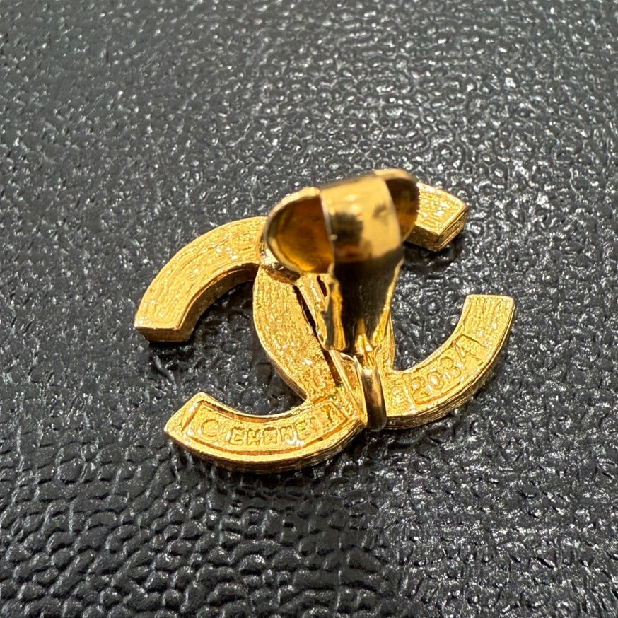   Chanel Coco Rhinestone Clip-on Earrings GT