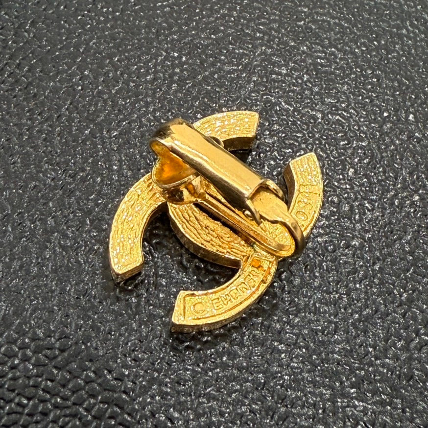   Chanel Coco Rhinestone Clip-on Earrings GT