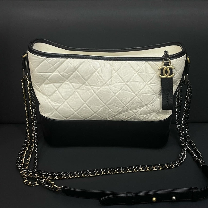 Preloved Chanel HY Quilted White and Black Shoulder Bag