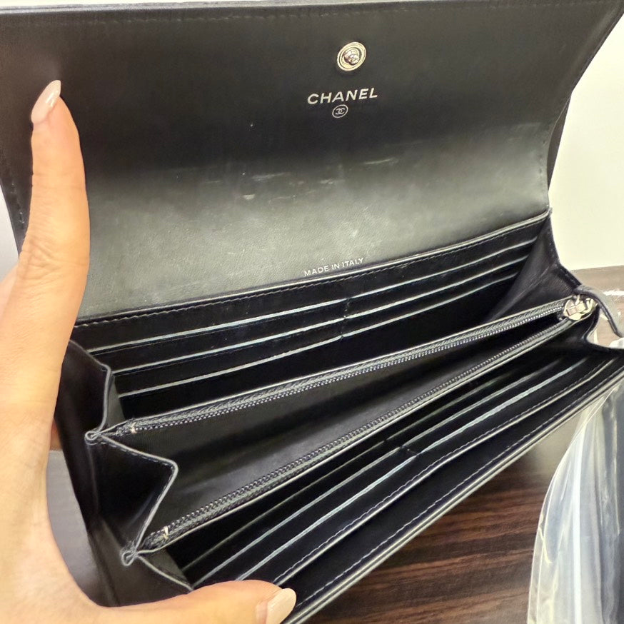 Chanel Calfskin Camellia Black Wallet FM