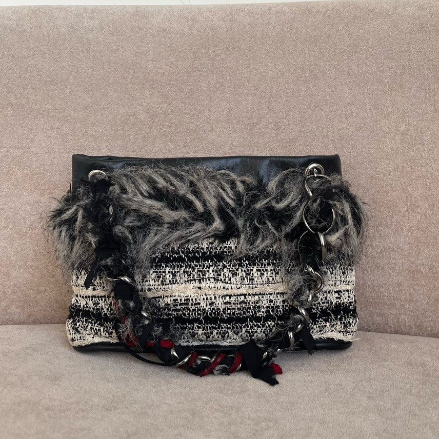 Preloved Chanel Hmmm Black Shoulder Bag