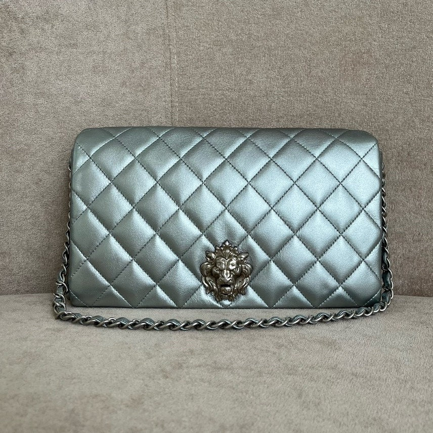 Preloved Chanel Lion Motif Quilted Shoulder Bag in Silver Leather