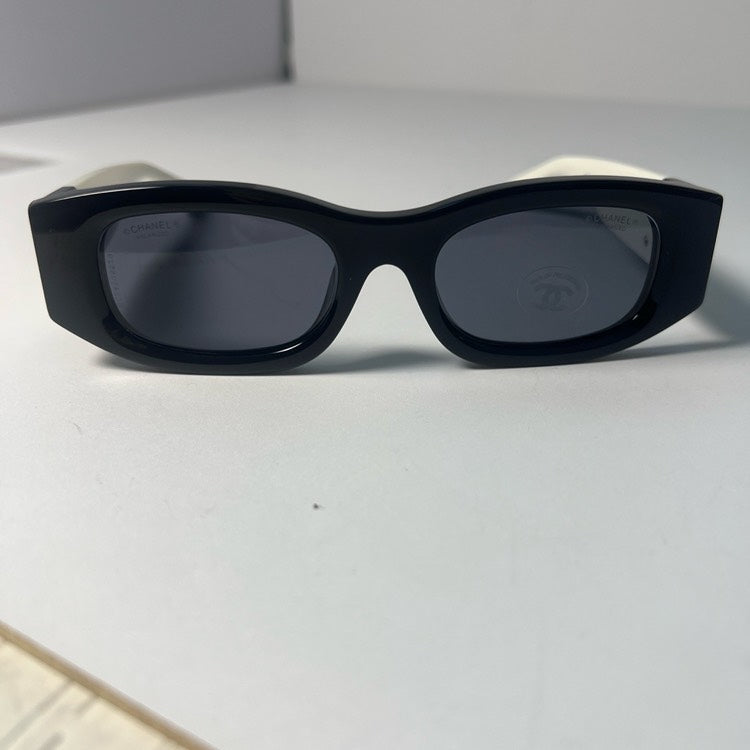 Chanel Sunglasses Black S