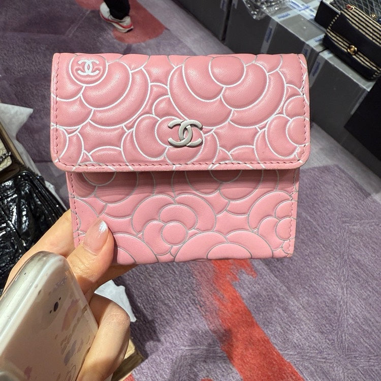 Chanel Camellia Wallet Pink Leather