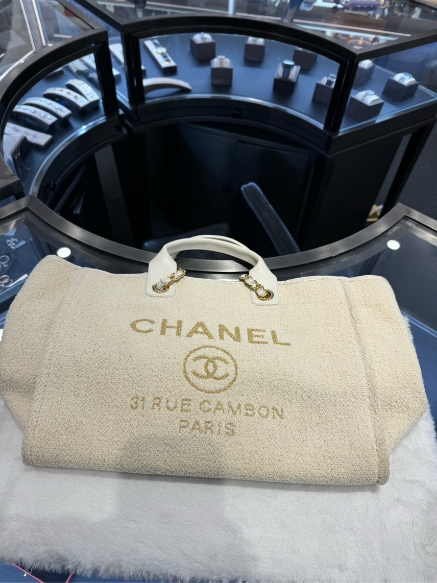 Chanel  Rue Cambon Tote Bag in White Canvas
