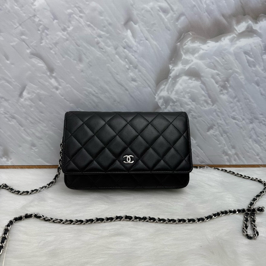 Preloved Chanel WOC Bag