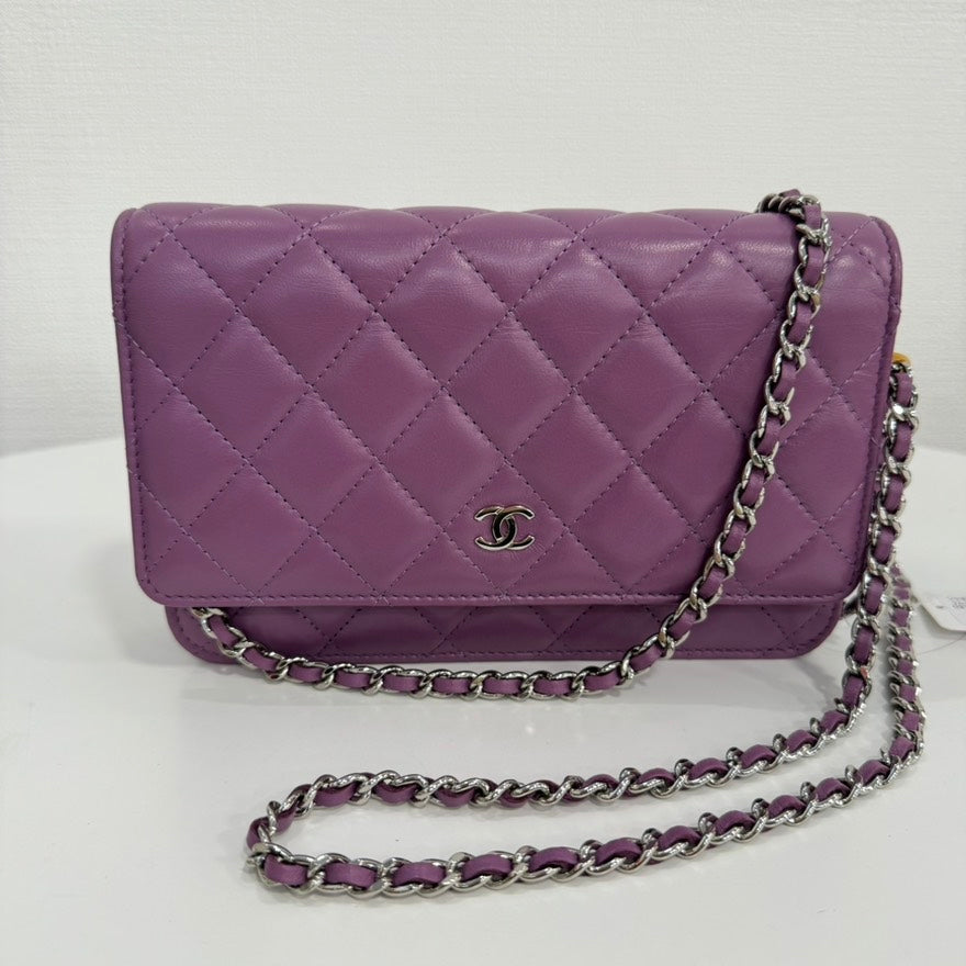 Preloved Chanel Lambskin Classic Wallet on Chain FM1048