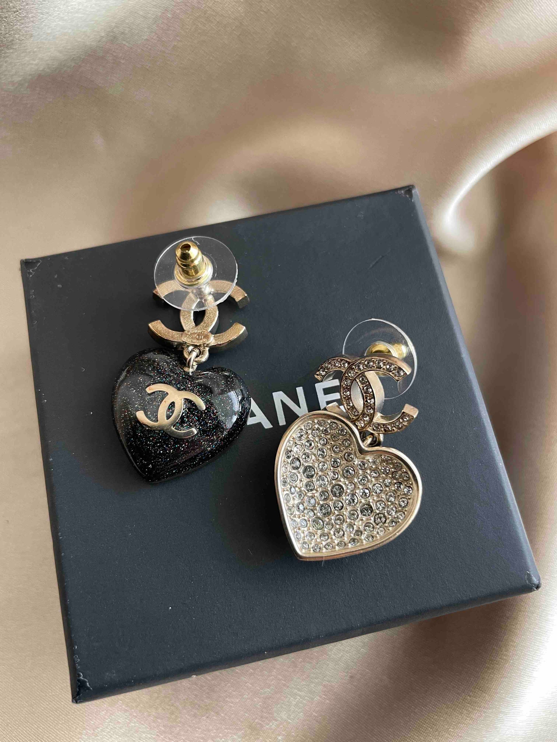 Chanel Heart Shaped Earrings Black Gold Earrings RE