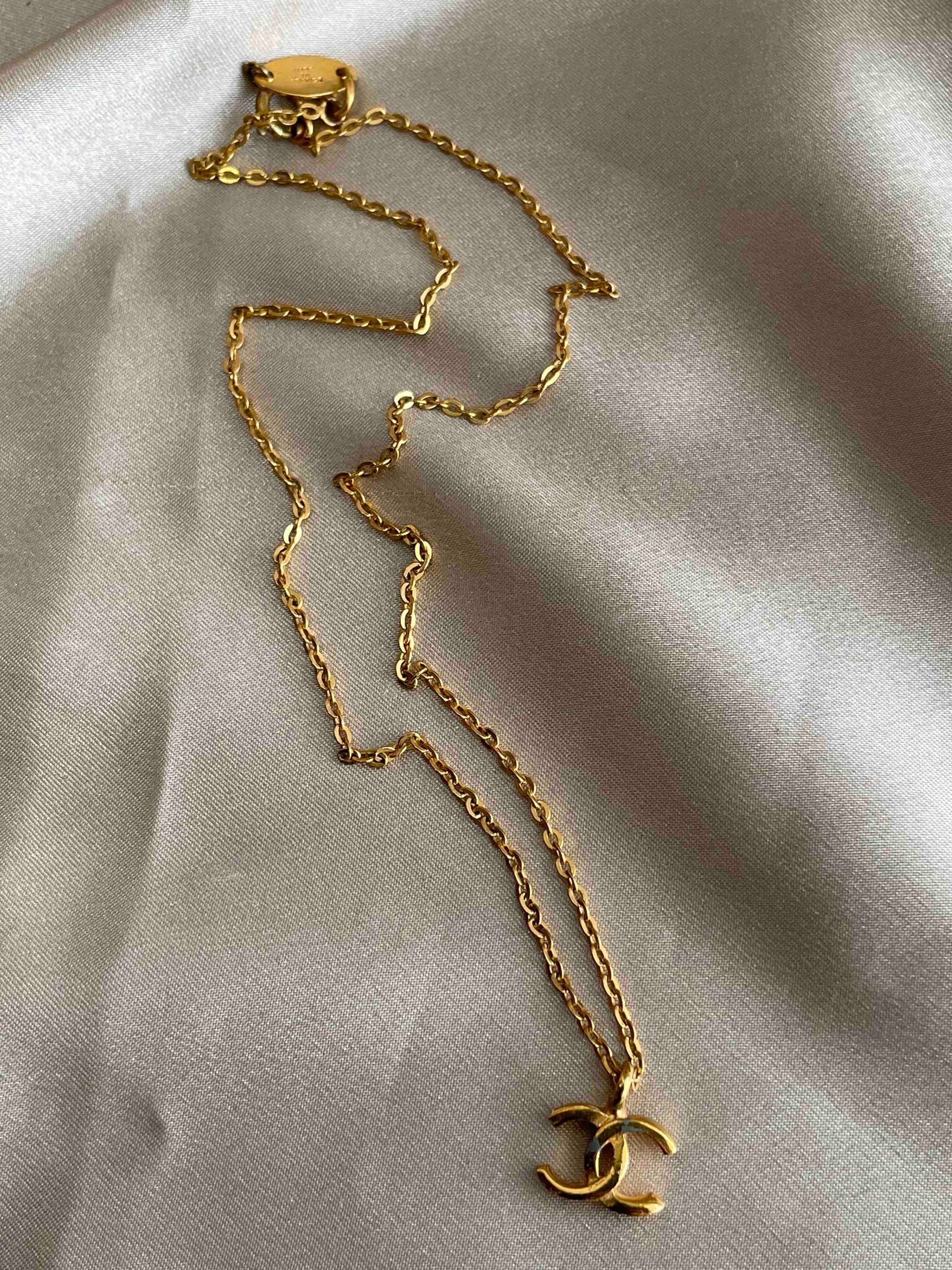 Chanel CC Necklace RE Gold Pendant