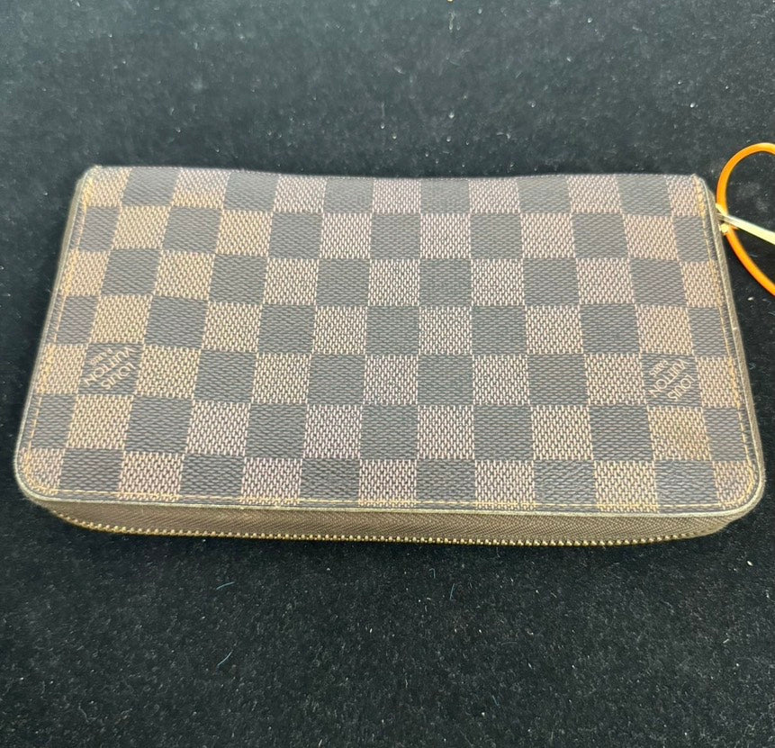 Louis Vuitton Damier Ebene Wallet in Canvas, Brown, Small Wallet
