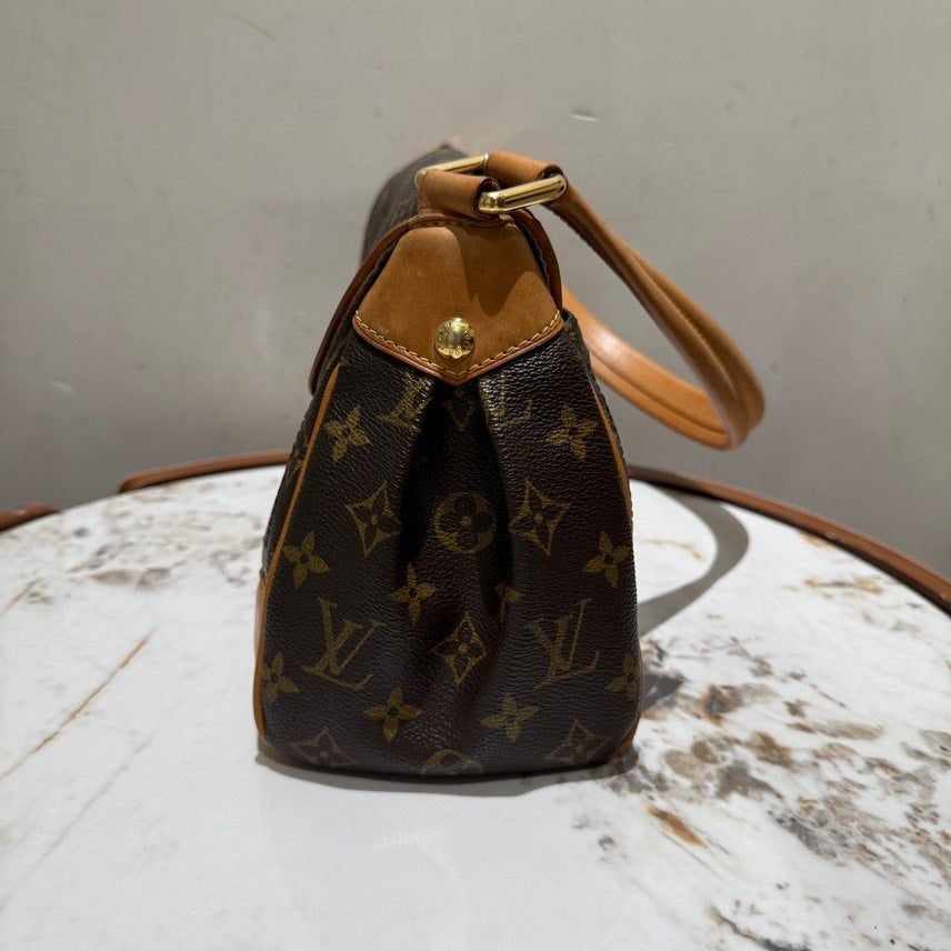 Louis Vuitton   Manhattan