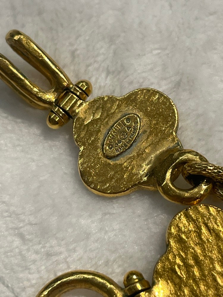 CHANEL   Gold Pendant Necklace