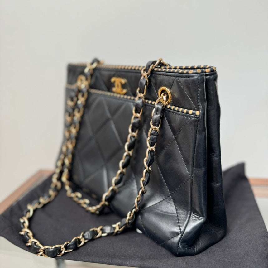 Chanel Quilted CC Chain Shoulder Bag Black Leather