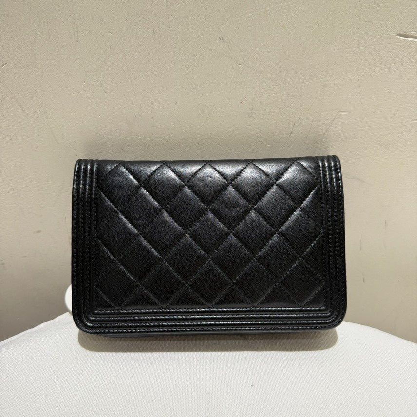 preloved Chanel lamb WOC