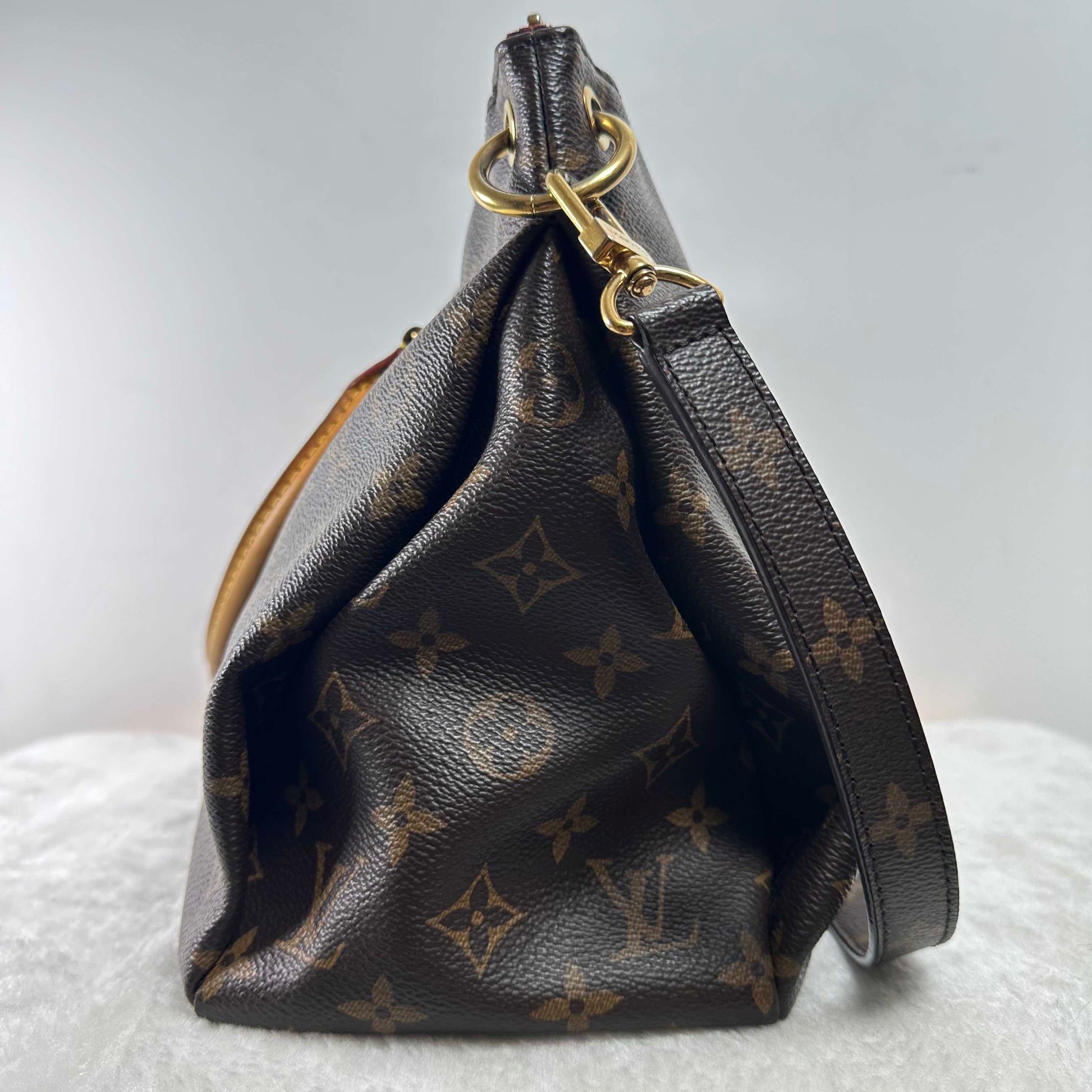 Louis Vuitton Pallas Monogram Canvas Shoulder Bag Handbag - Brown