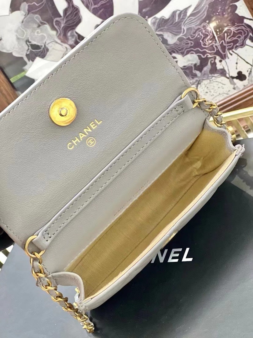 Preloved Chanel mini woc belt bum bag 12x9cm 8809