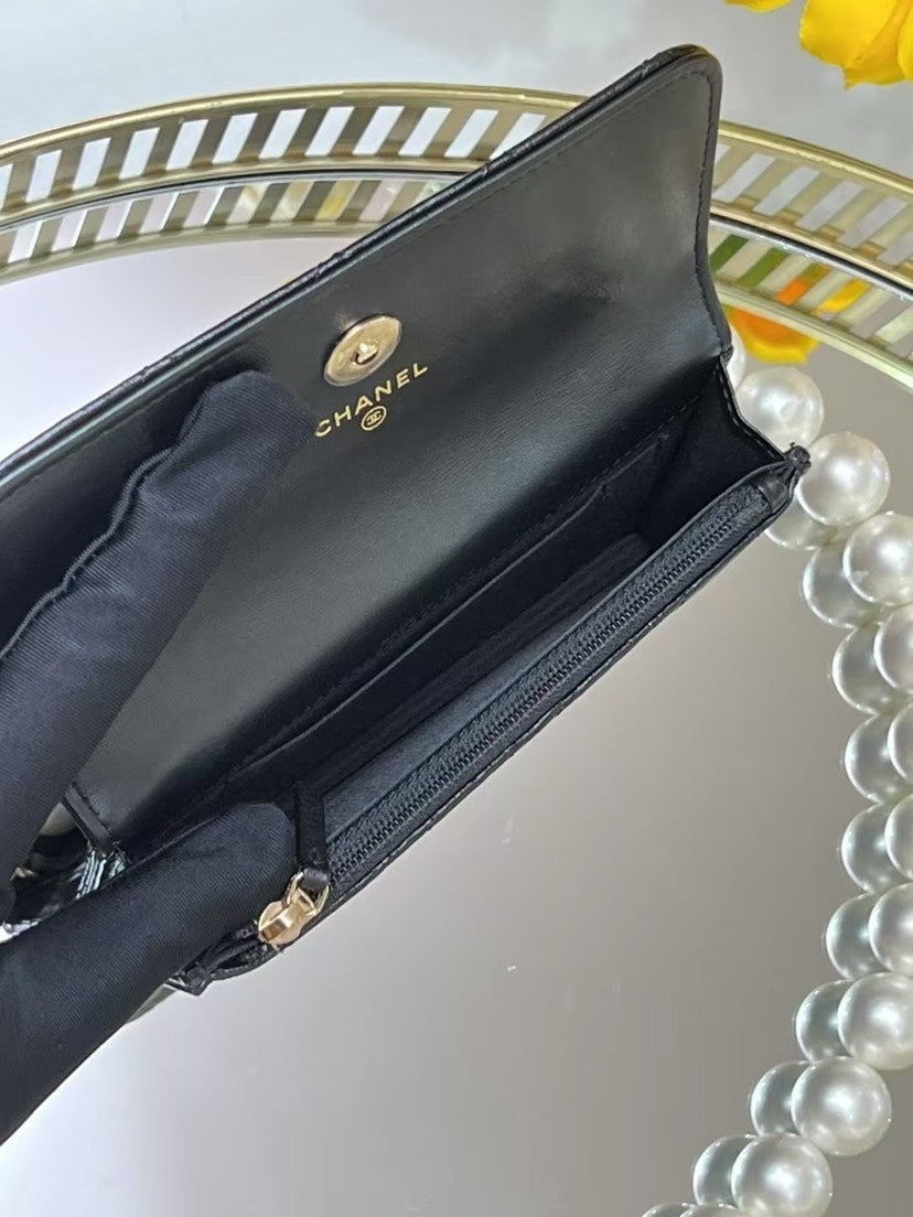 Preloved CHANEL mini woc Pearl 2020 15*10cm 8529