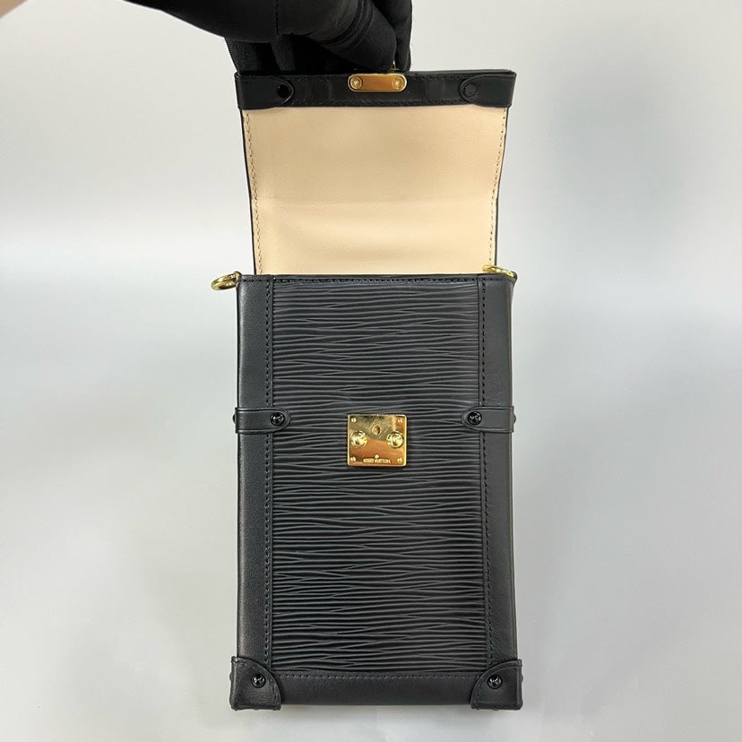 Louis Vuitton Turnk vertical EPI 11.5*18cm XJ11477