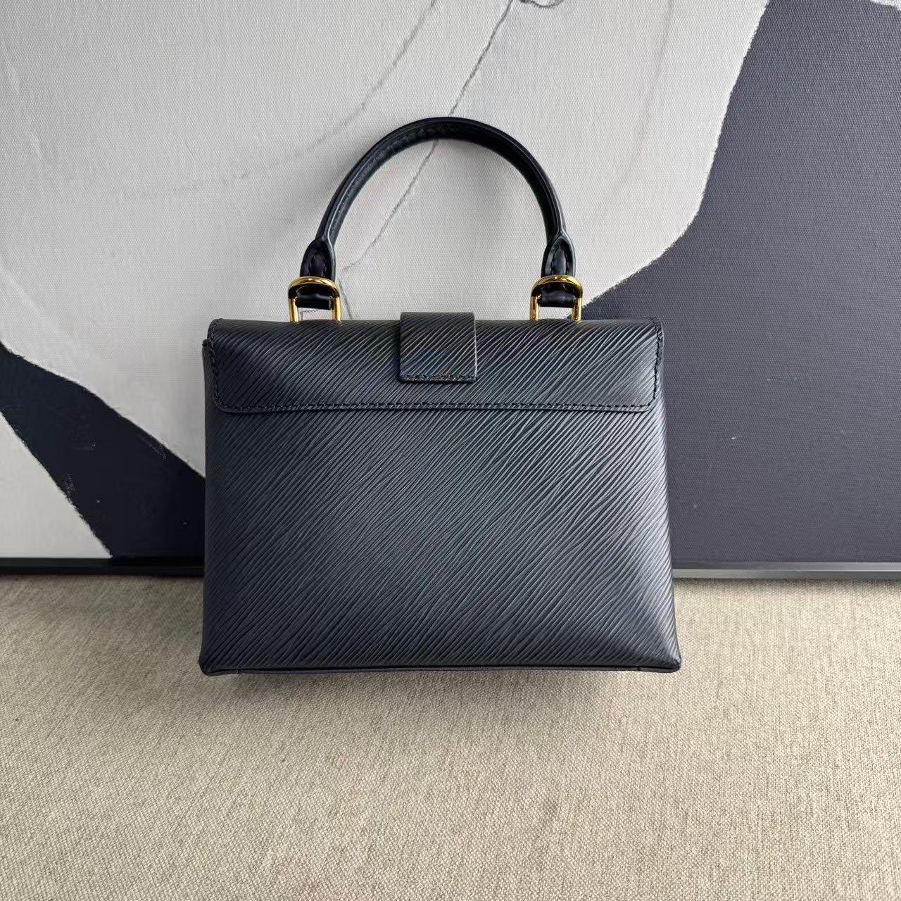 Louis Vuitton Lockybb 13726412