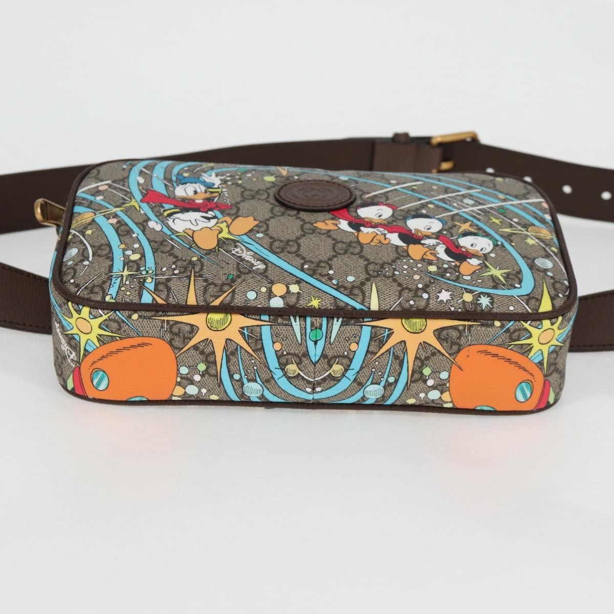 Gucci Disney Donald Duck Belt Bag Printed Gg Coated Canvas Beige Pvc Shoulder Bag Bag