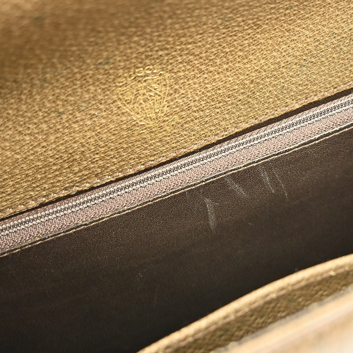 Gucci G Logo Shoulder Bag Leather Brown Leather Shoulder Bag Bag