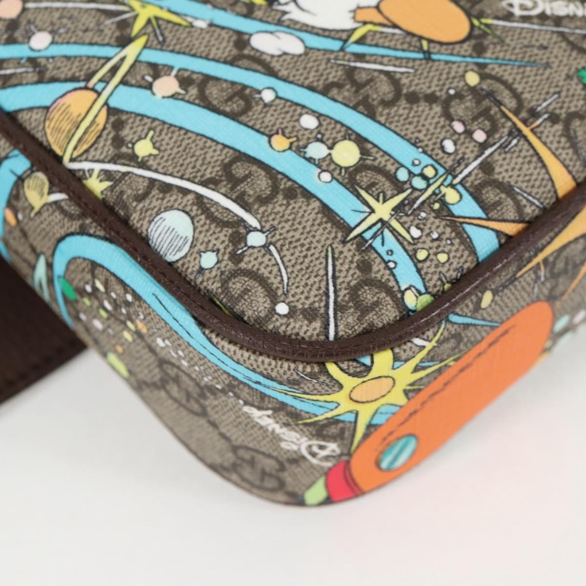 Gucci Disney Donald Duck Belt Bag Printed Gg Coated Canvas Beige Pvc Shoulder Bag Bag