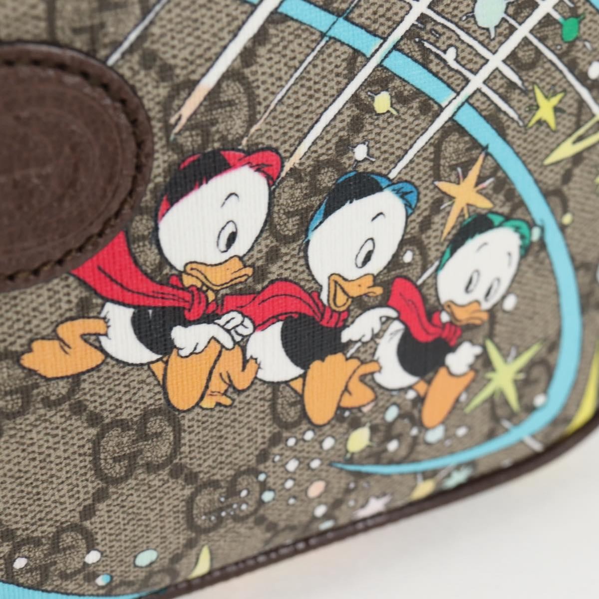 Gucci Disney Donald Duck Belt Bag Printed Gg Coated Canvas Beige Pvc Shoulder Bag Bag
