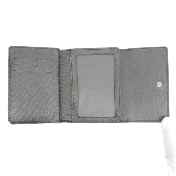 Chanel Short Wallet 10??