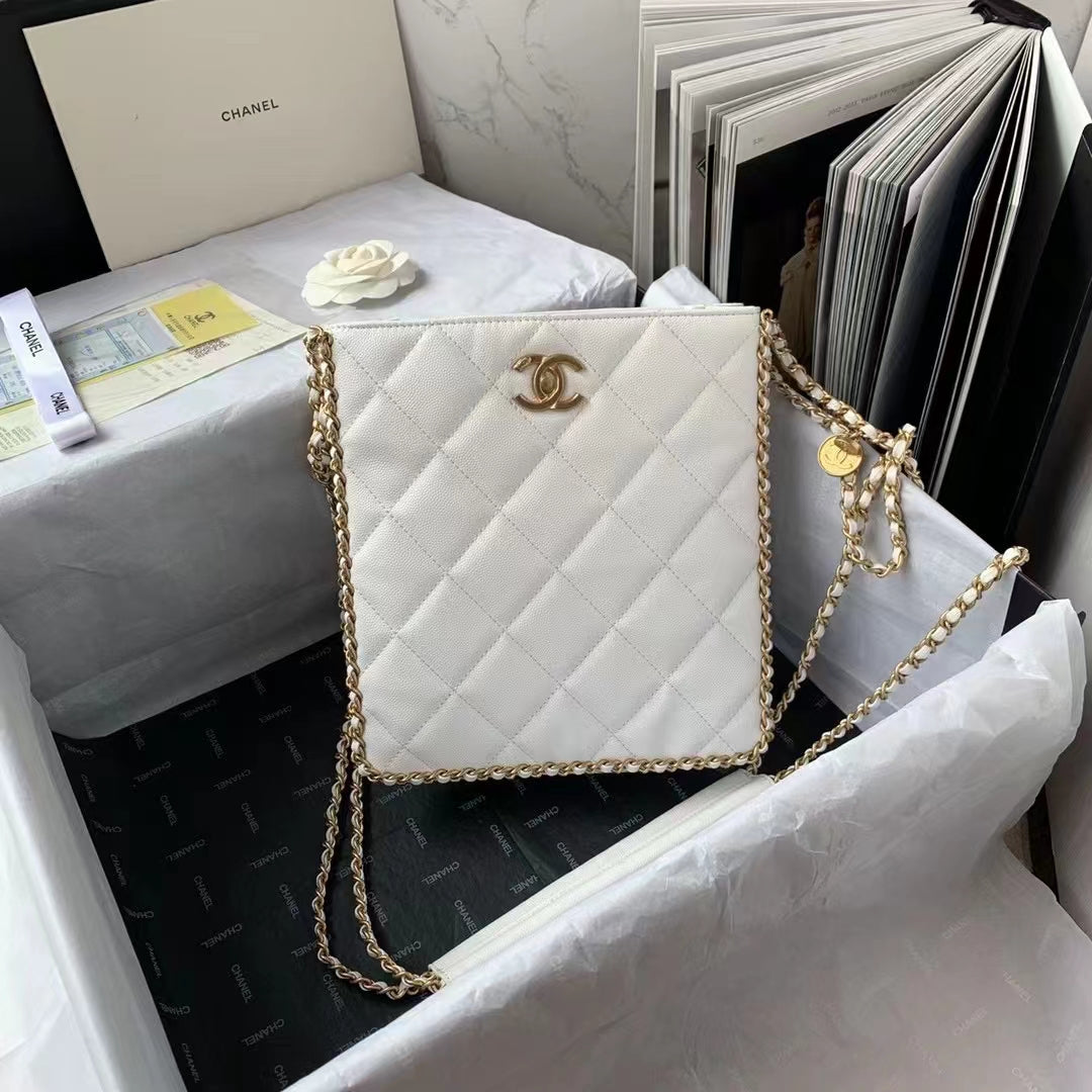CHLSmall Shopping , ’s 9.1in White Handbag