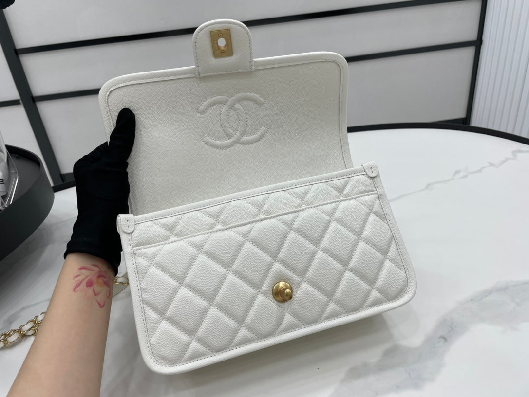 CHL 22K , ’s 9.8in White Handbag