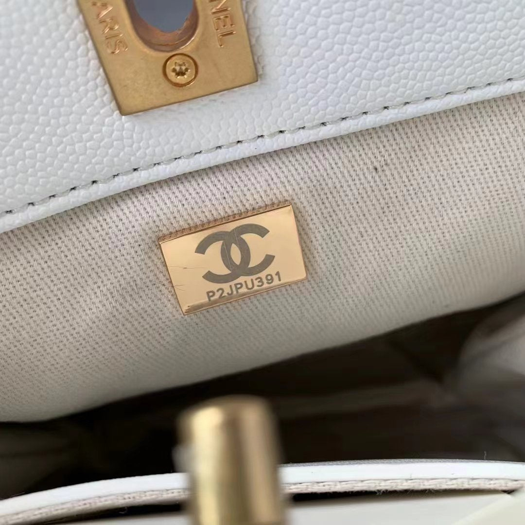 CHLSmall Shopping , ’s 9in White Handbag