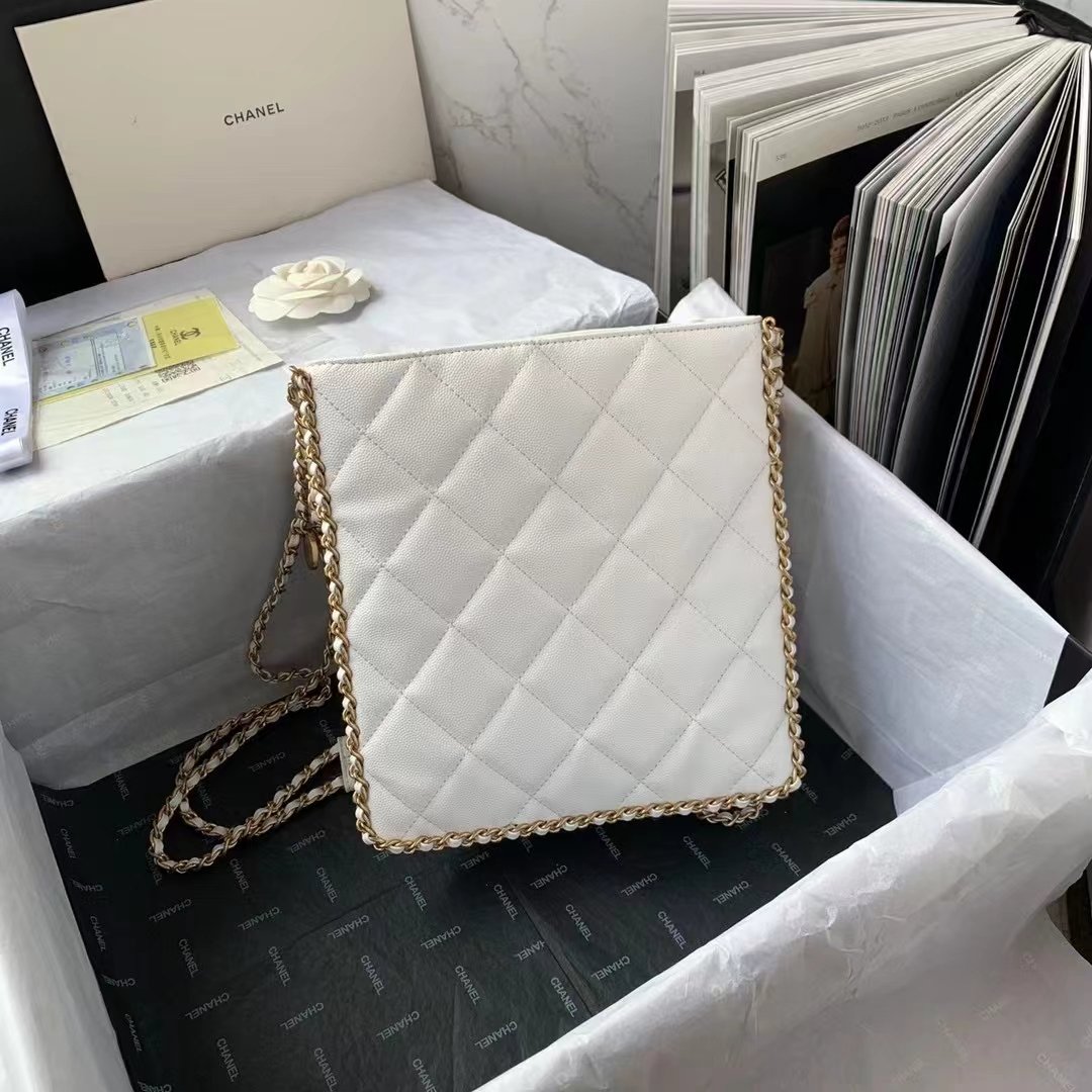 CHLSmall Shopping , ’s 9in White Handbag
