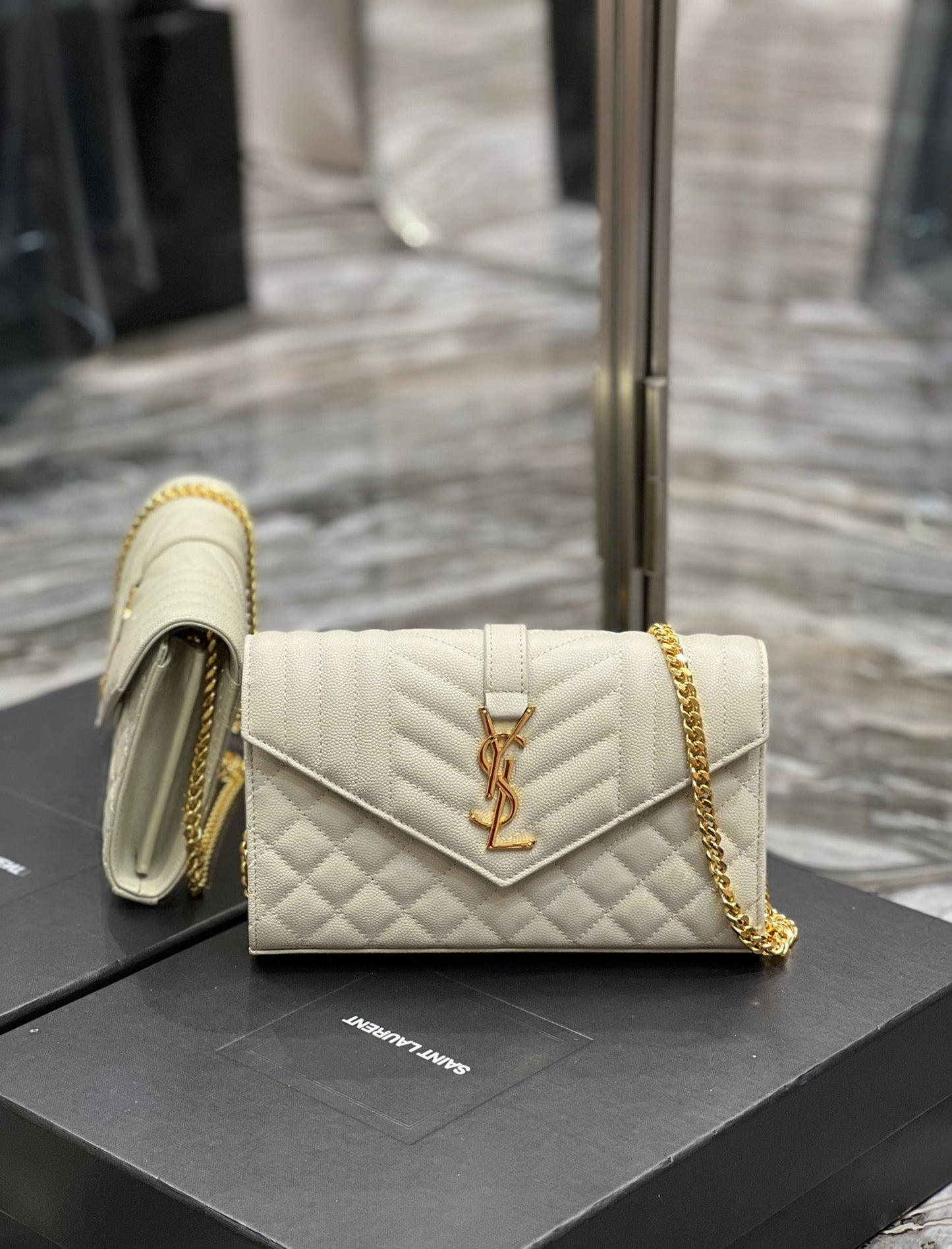 YSL Saint Laurent Envelope Handbag Quilted Chain Travel Bag 86In22Cm Ysl 5664