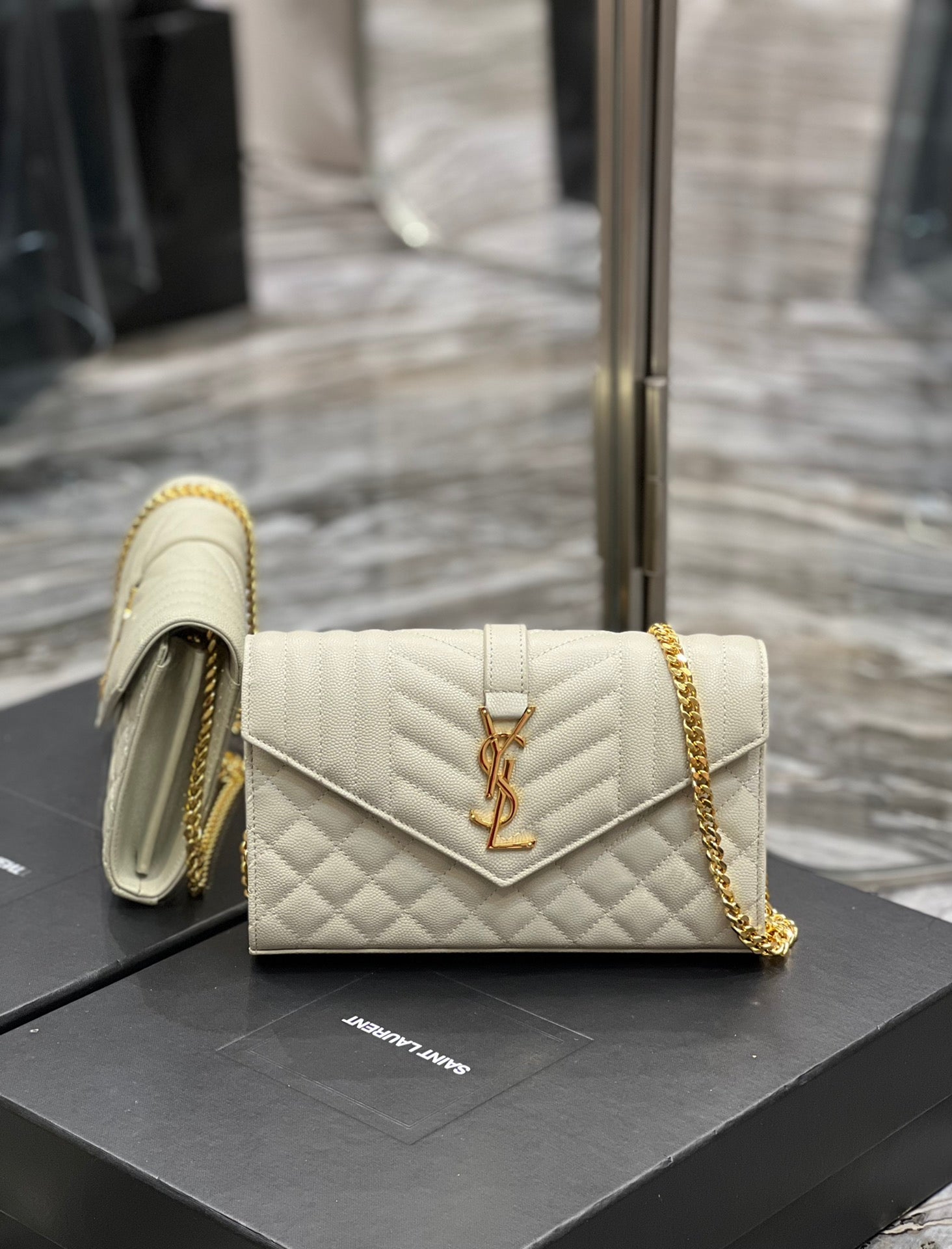YSL Saint Laurent Envelope Handbag Quilted Chain Travel Bag 86In22Cm Ysl 5664