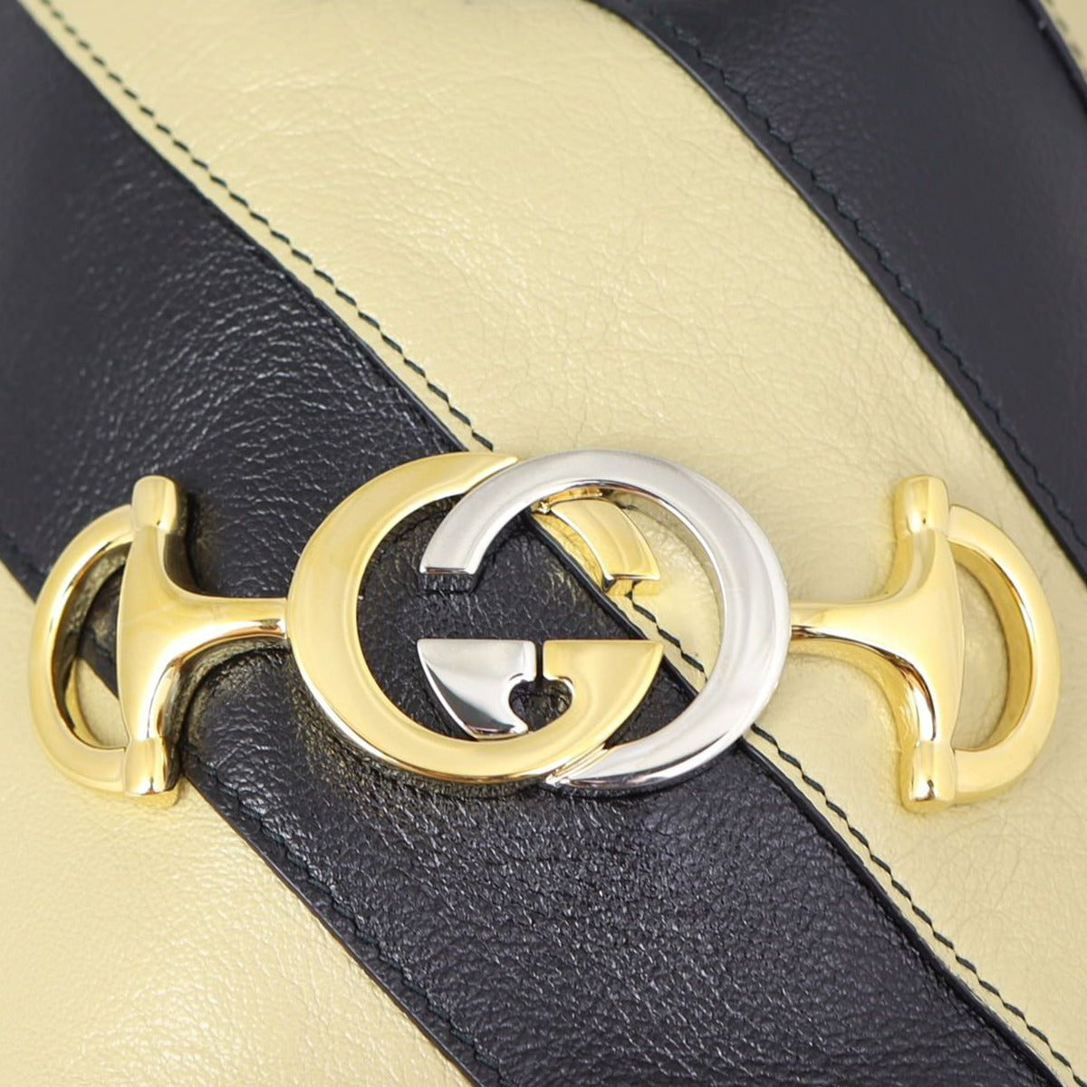 Gucci Zumi Mini Bucket Bag