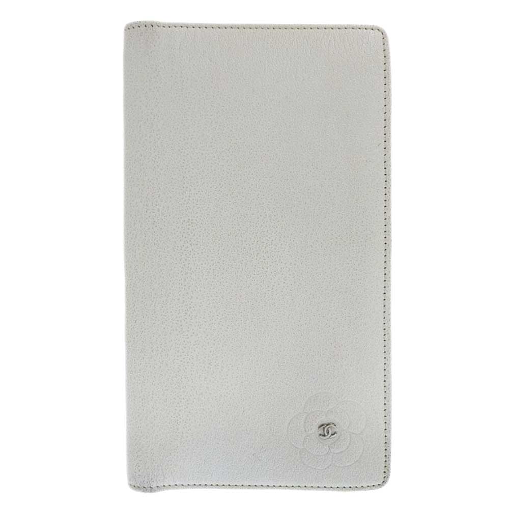 Chanel Camellia Leather Bifold Wallet Ivory