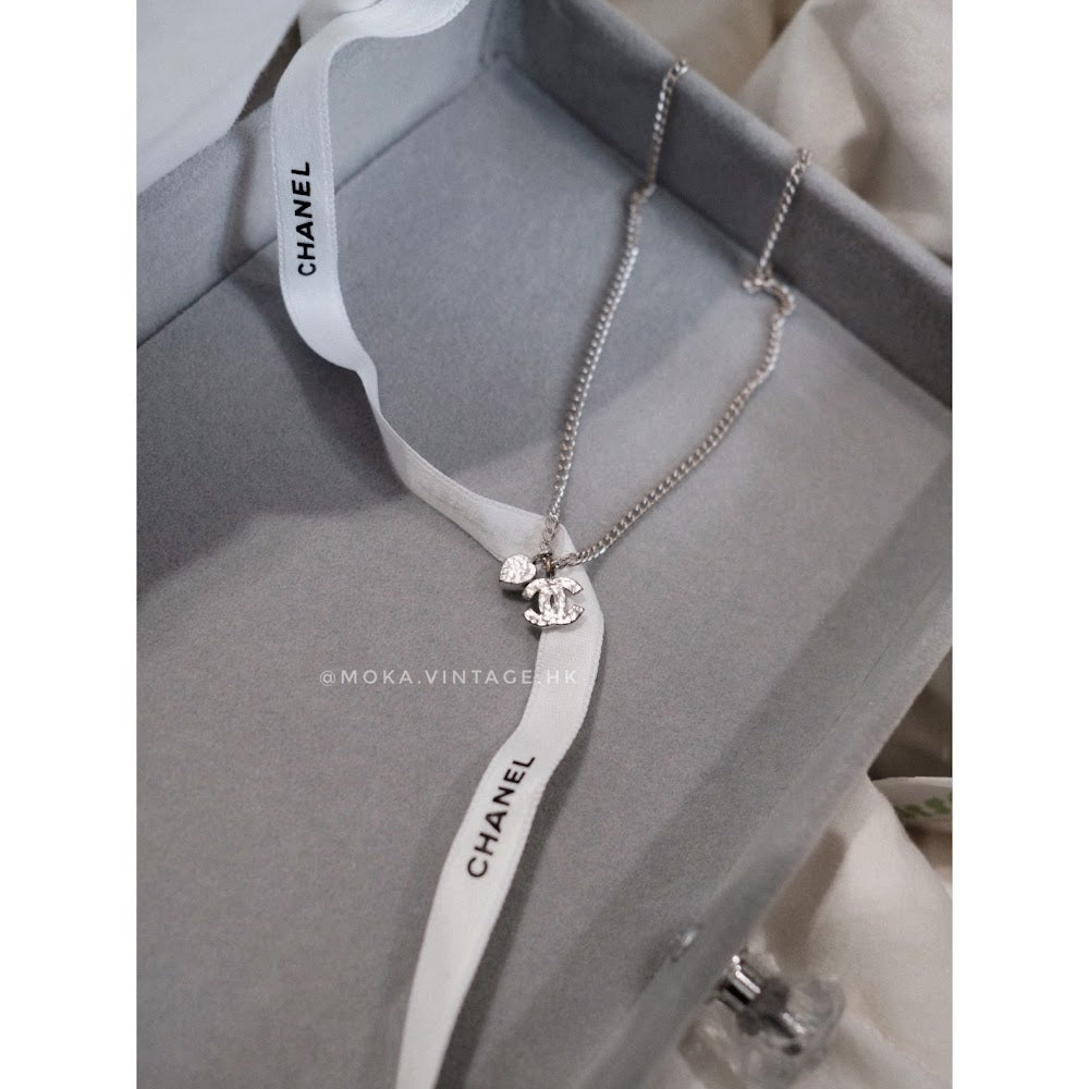 Chanel   necklace