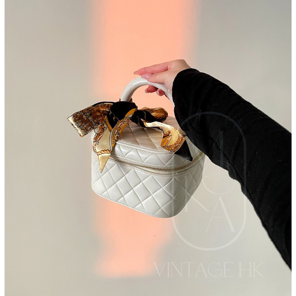 Chanel coco sheepskin wash handbag