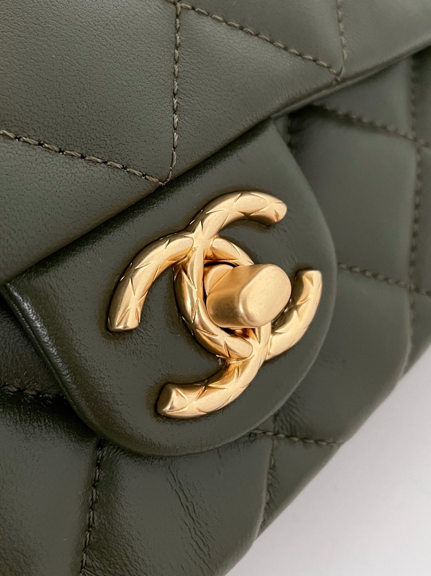CHLSmall , ’s 8.7in 22cm Green Flap Handbag