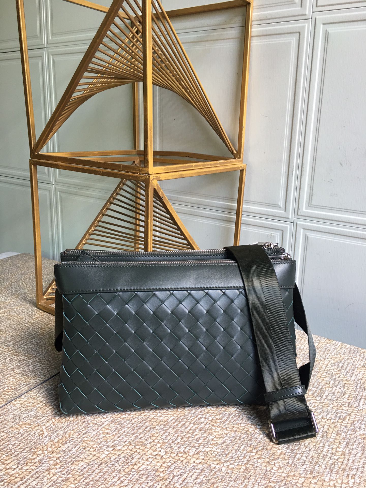 Top Quality Classic Intrecciato For Women Women Green Travel Bag