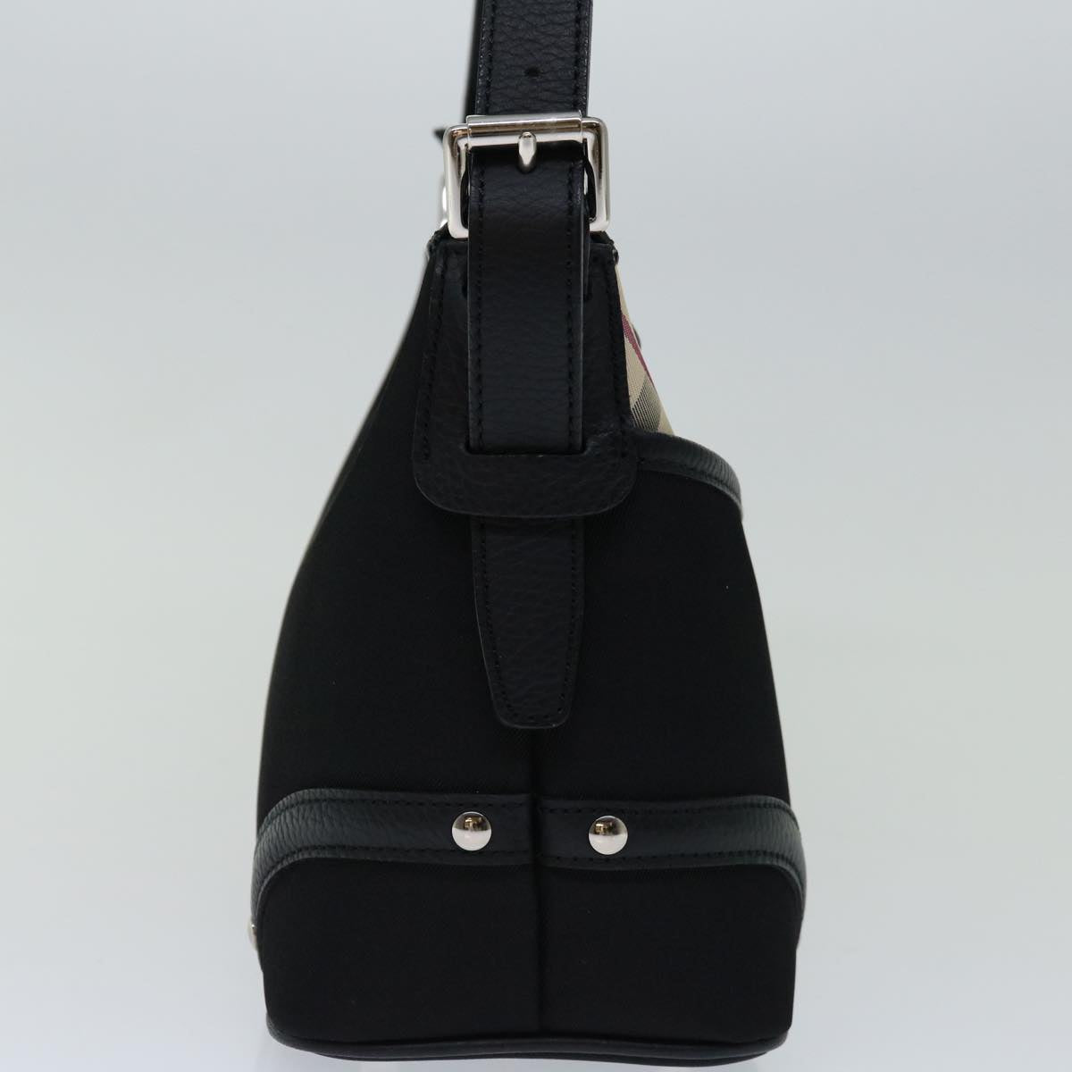 Burberry Luxury Nova Check Shoulder Bag Auth Yk11086 Nylon Black Beige