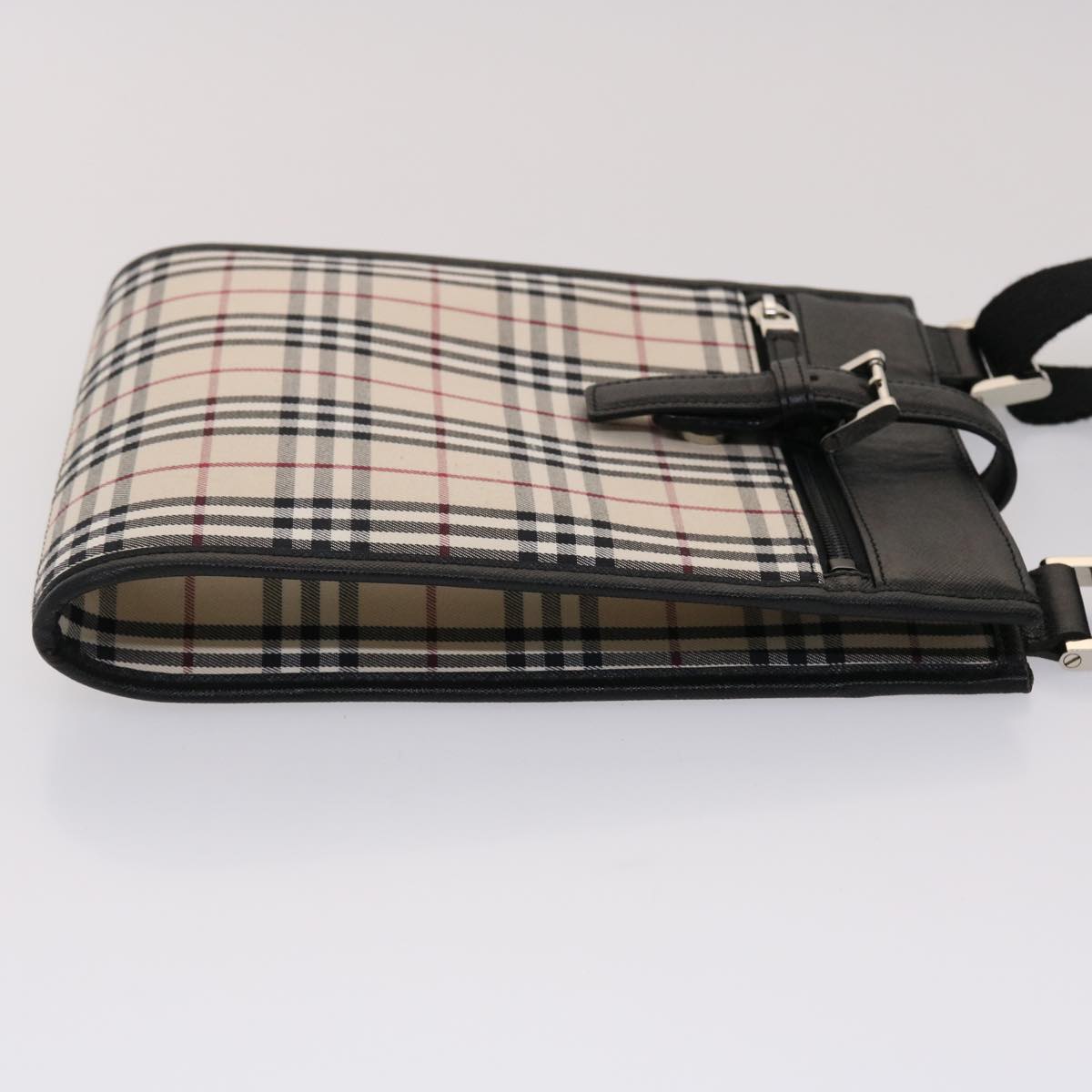 Burberry Luxury Nova Check Shoulder Bag Auth Yk7666B Canvas Black Beige